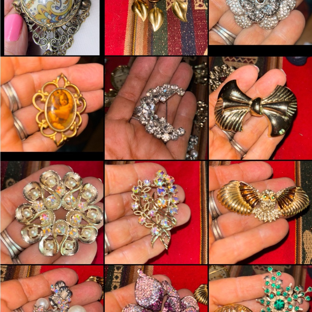 Elegant Gold and Silver Brooch lot